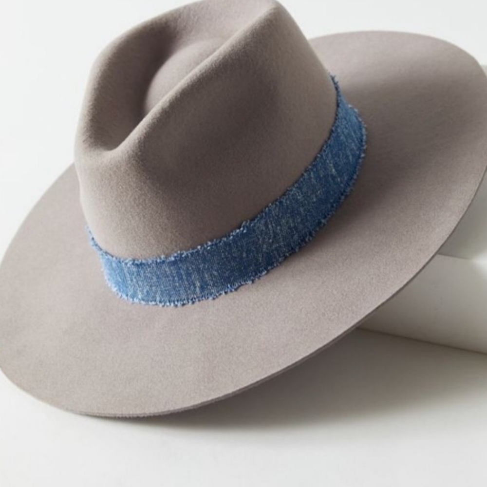 New Free People Gray Felt Flat Brim Fedora O/S Denim Ribbon Trim Wool Western